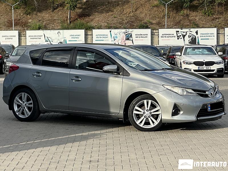 Toyota Auris Toyota Auris
