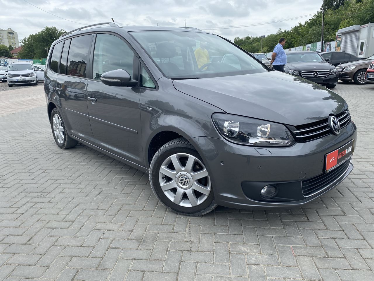 Volkswagen Touran