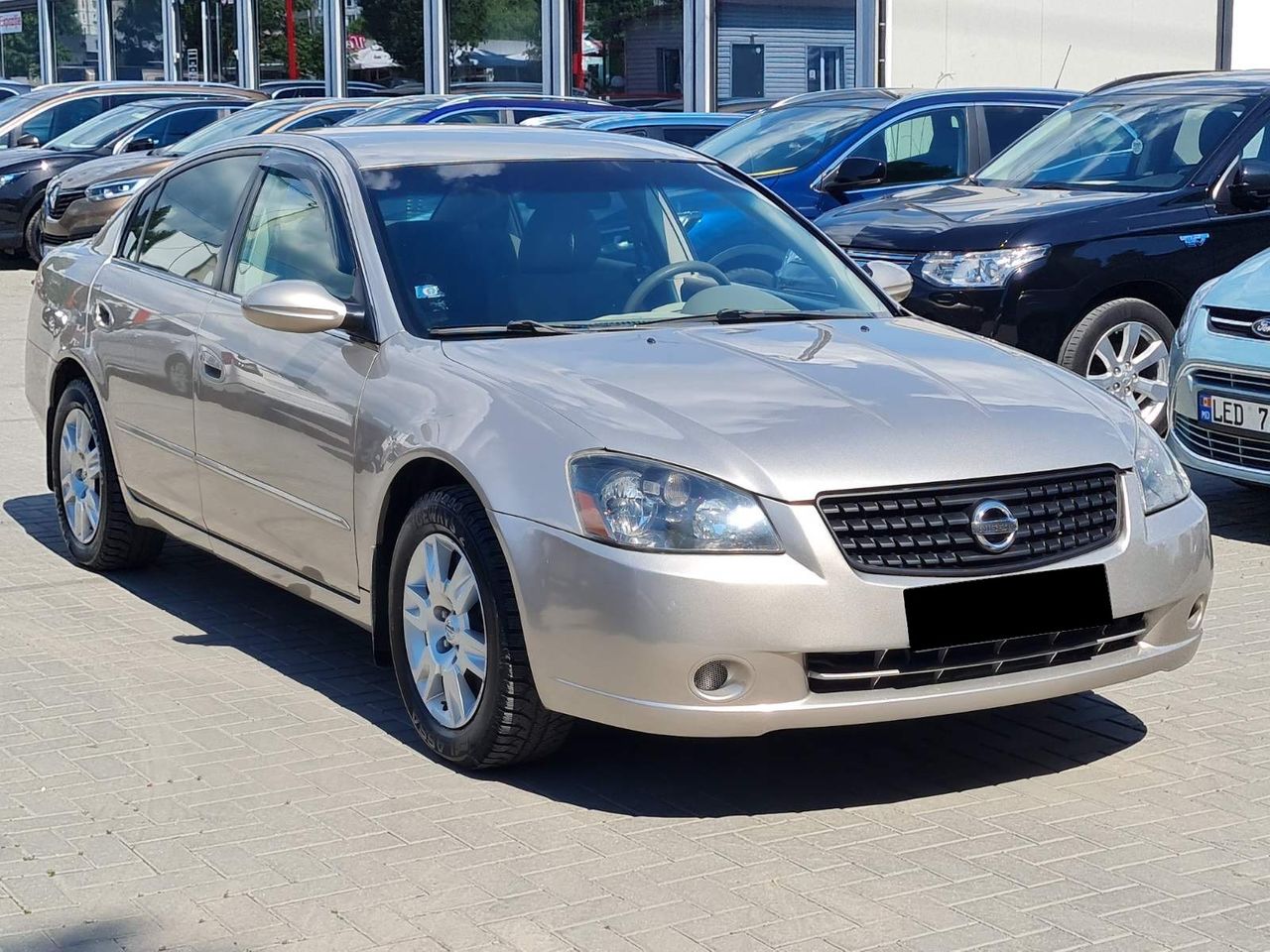 Nissan Altima Nissan Altima