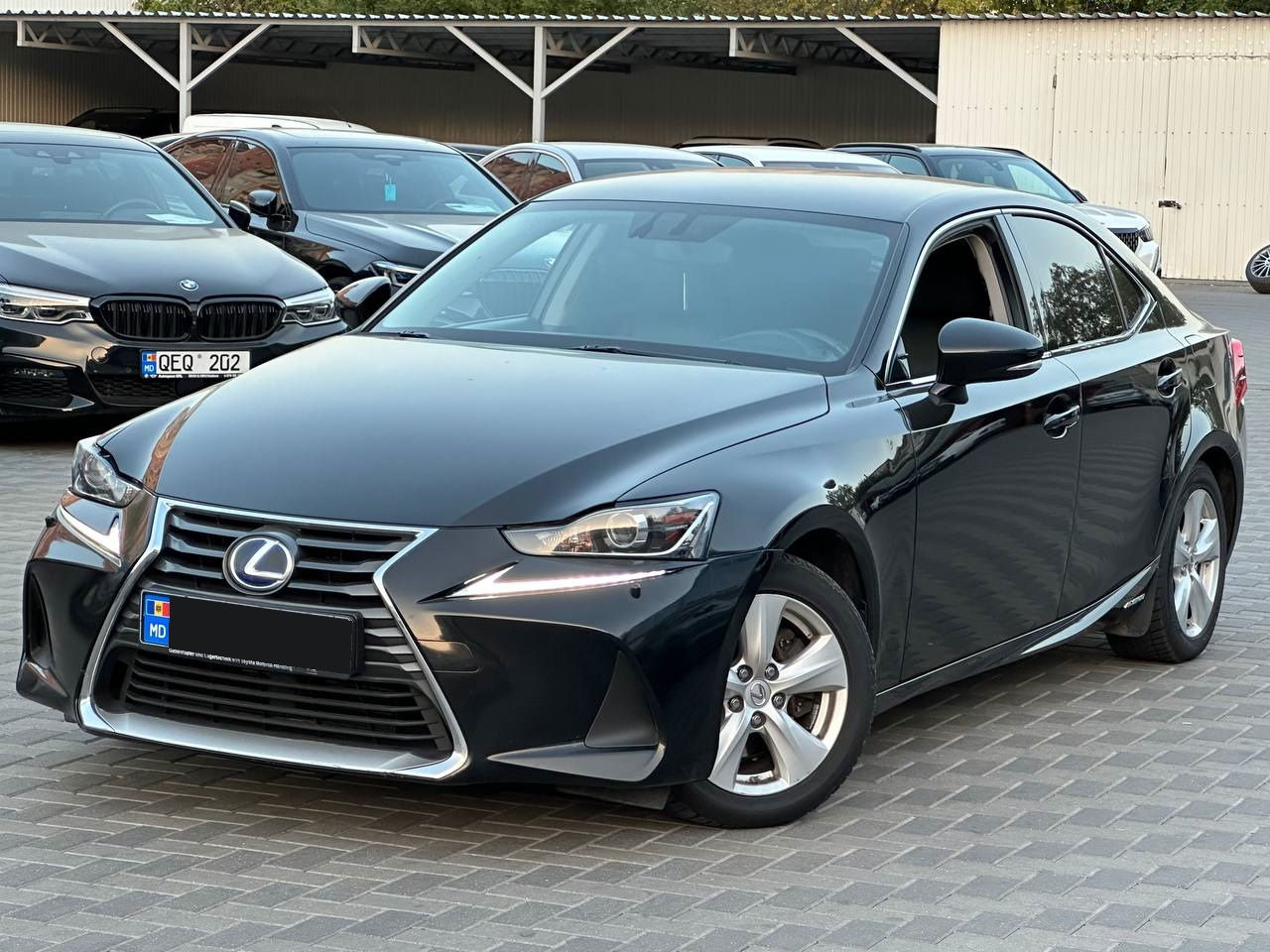 Lexus IS 300h Lexus IS 300h