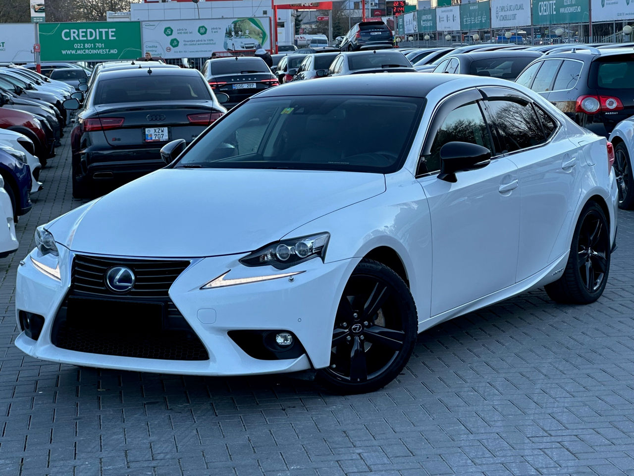 Lexus IS 300h Lexus IS 300h