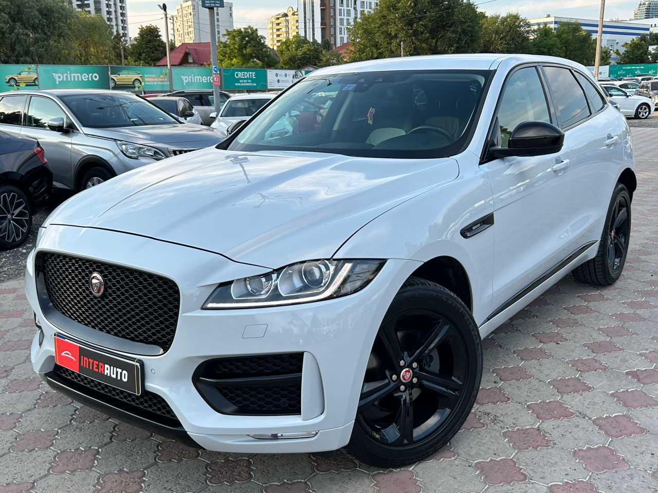 Jaguar F-Pace