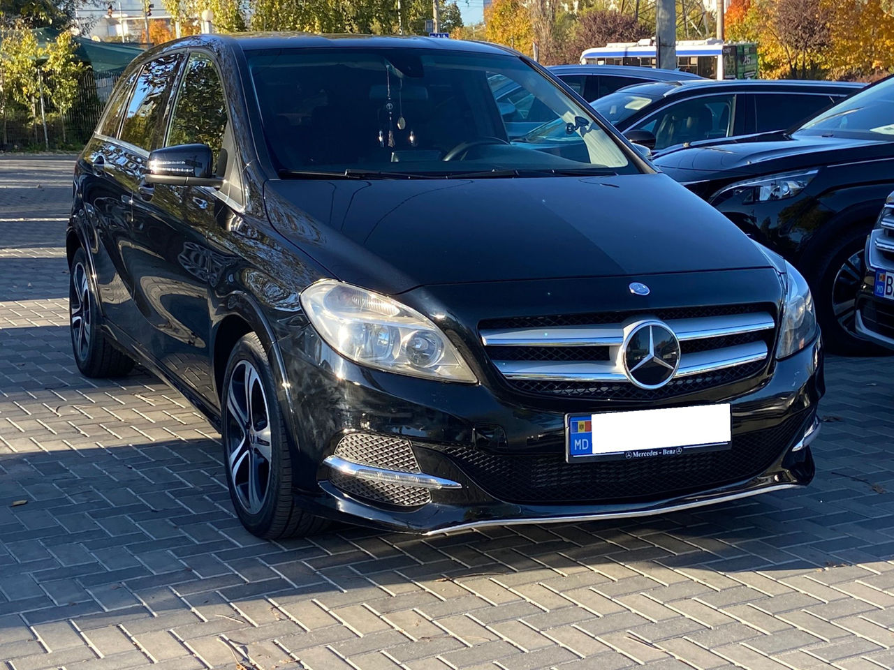 Мерседес Б 200