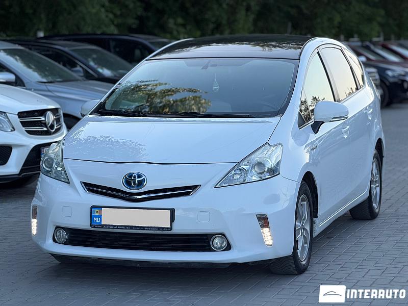 Toyota Prius Plus / V