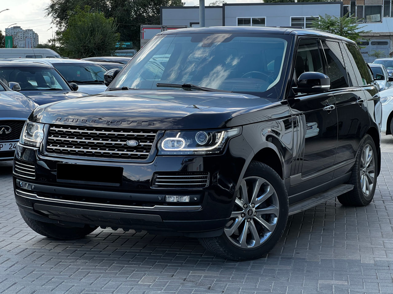 Ленд Ровер Рендж Ровер Вог Ленд Ровер Рендж Ровер Вог