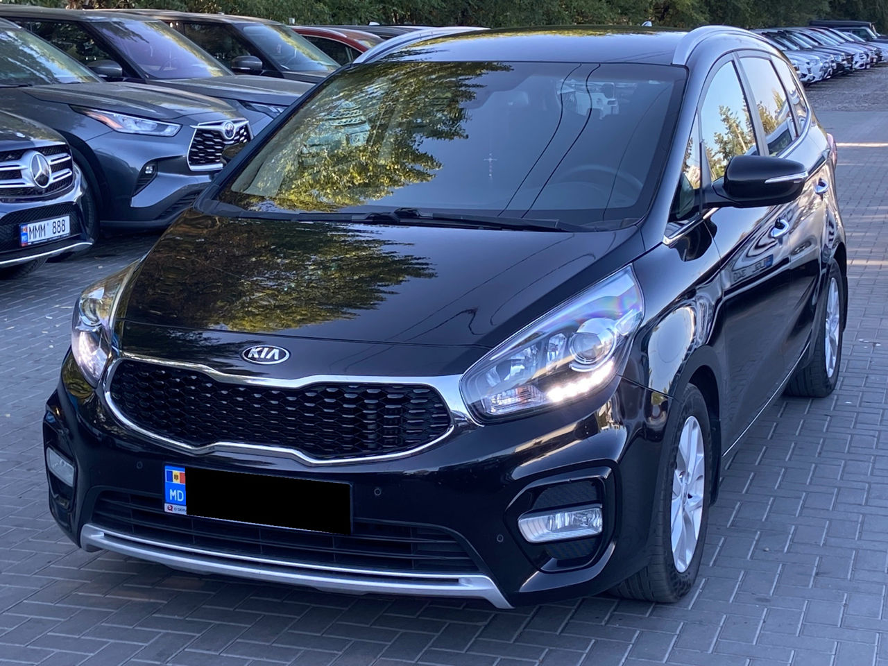 Kia Carens
