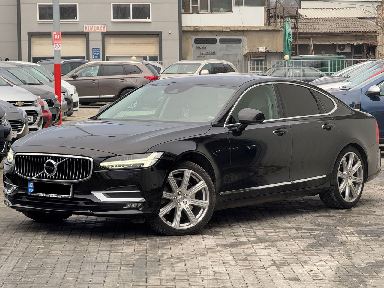 Volvo S 90