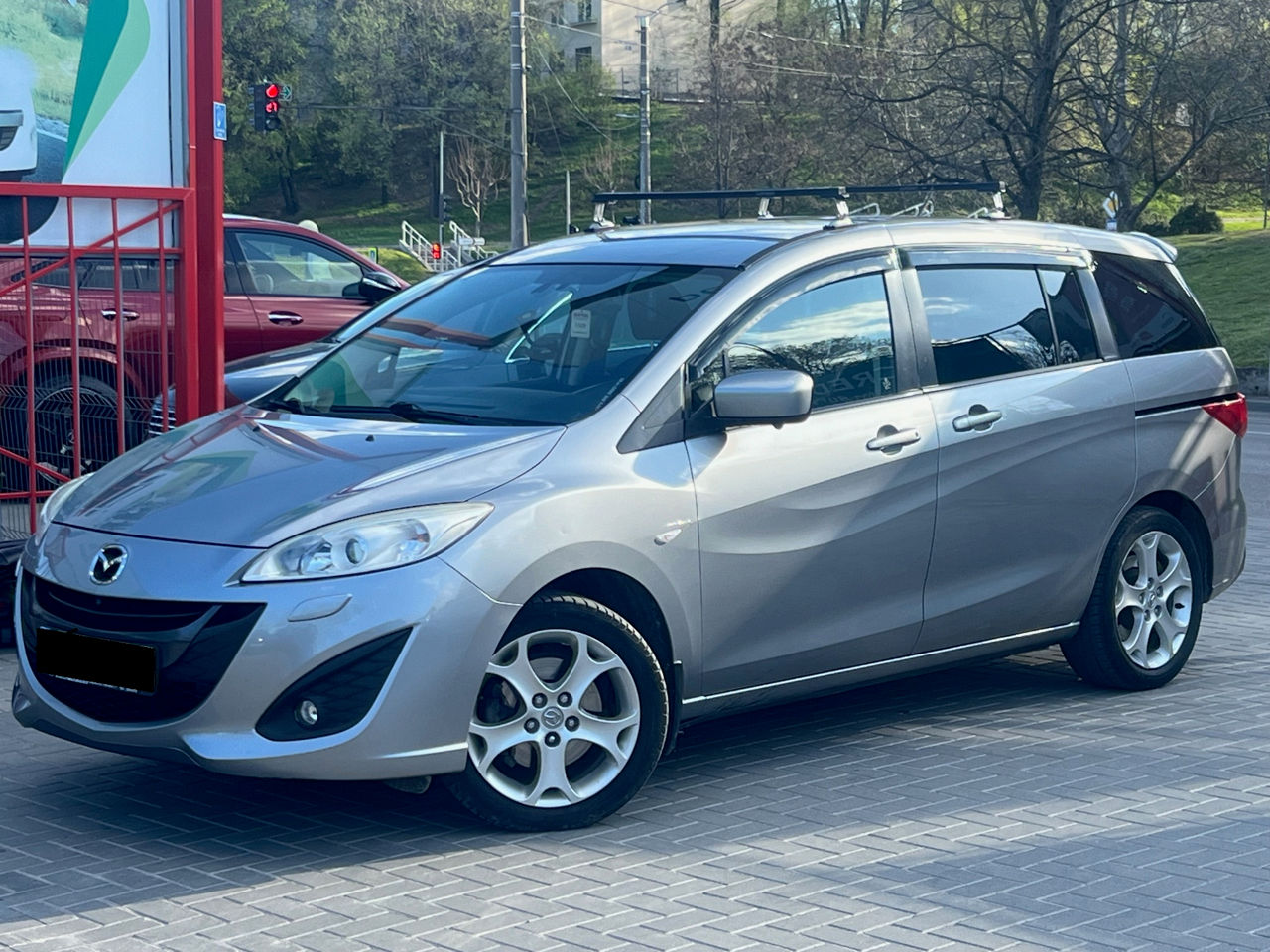 Mazda 5