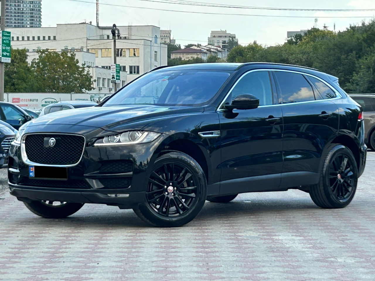 Jaguar F-Pace
