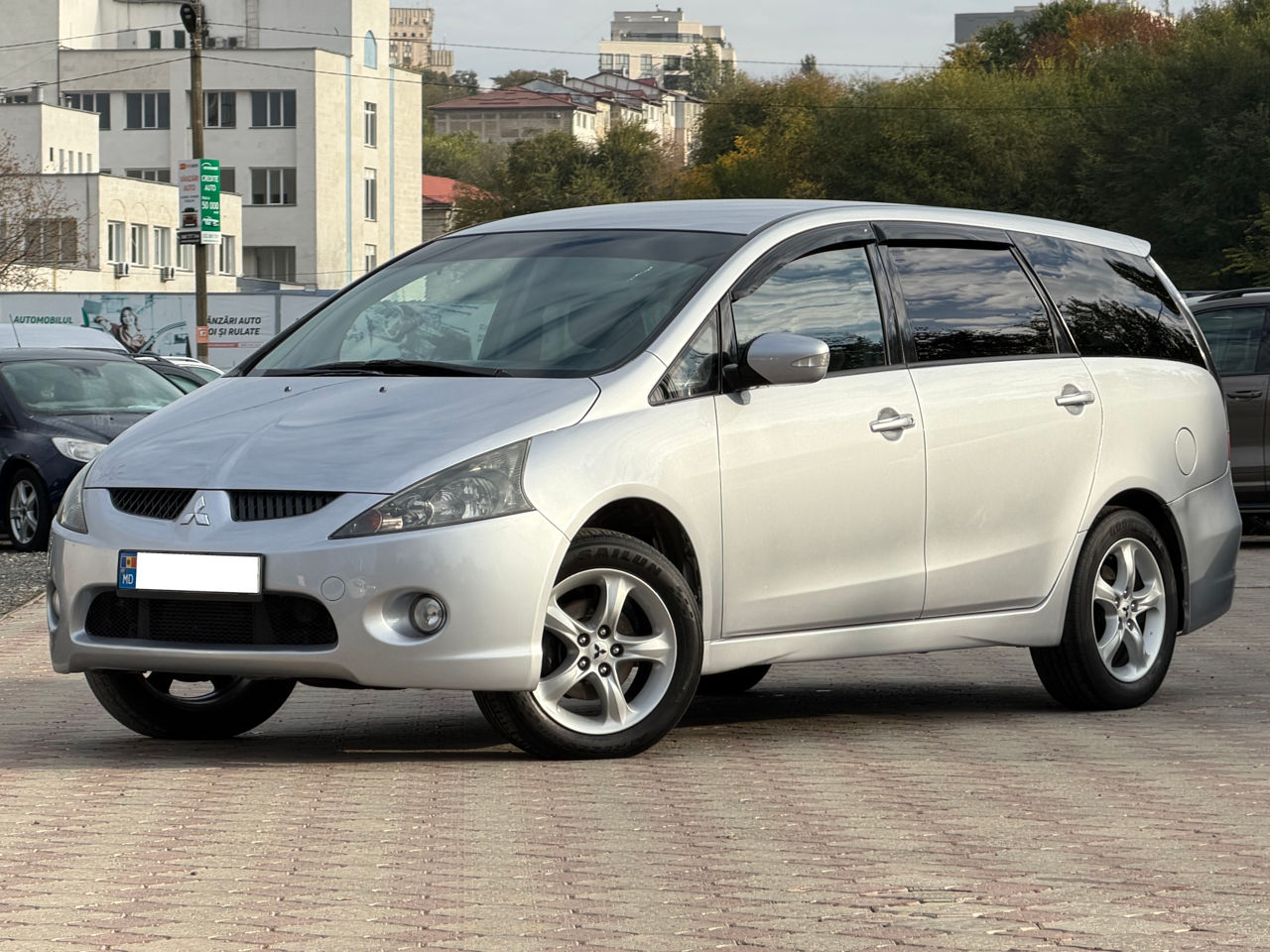 Mitsubishi Grandis