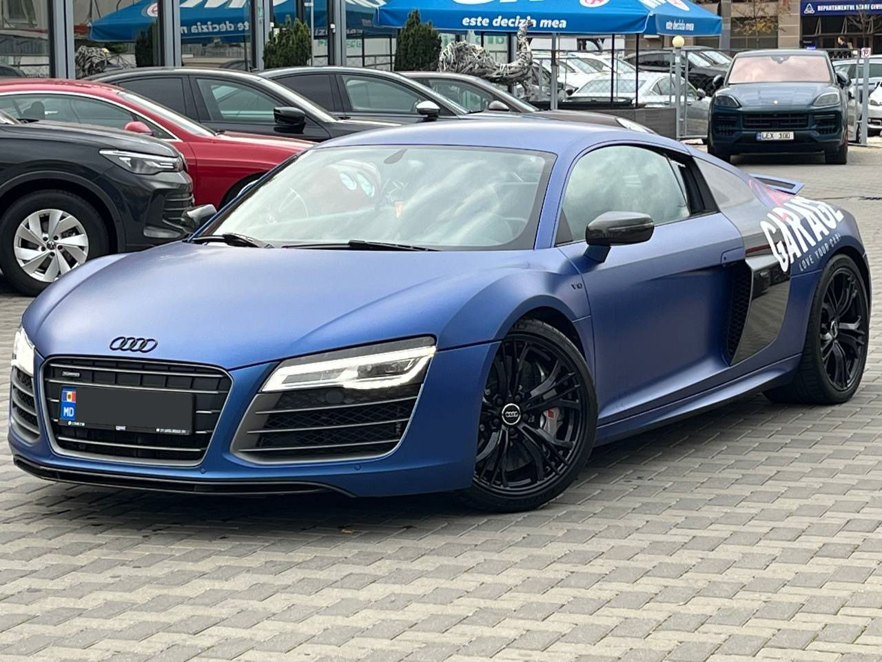 Audi R8