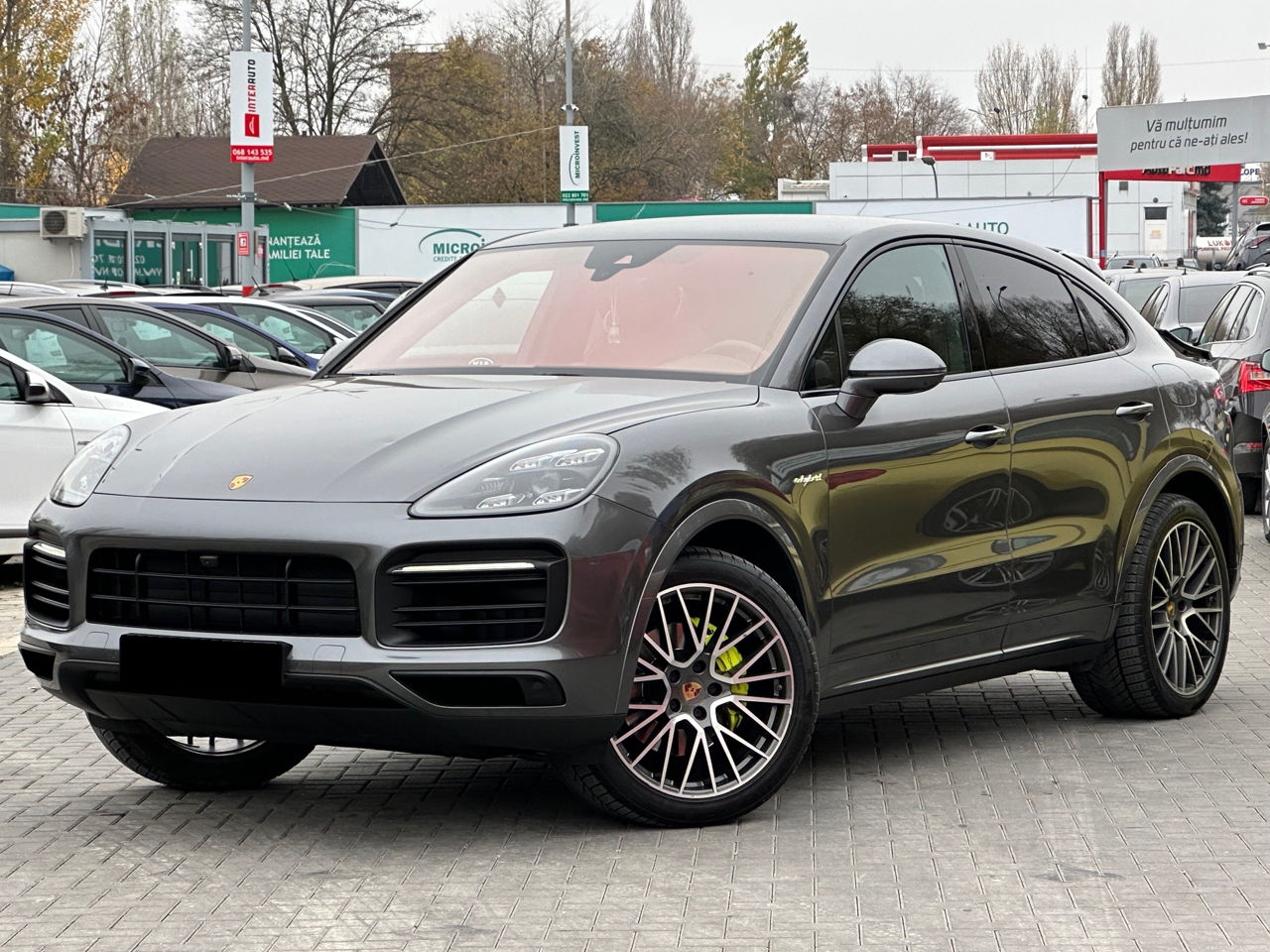 Porsche Cayenne E-Hybrid Coupe