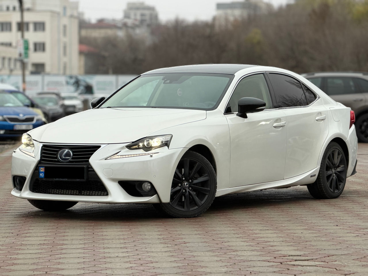 Lexus IS 300h Lexus IS 300h