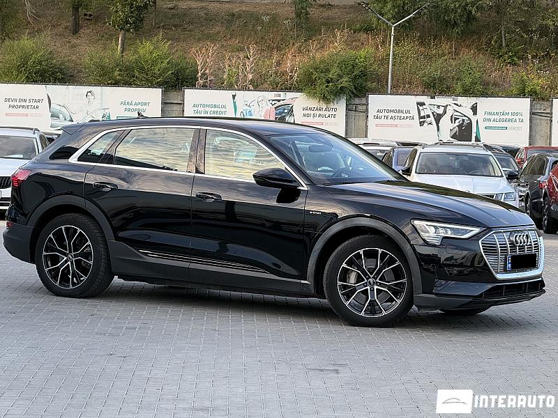 Audi E-tron Audi E-tron