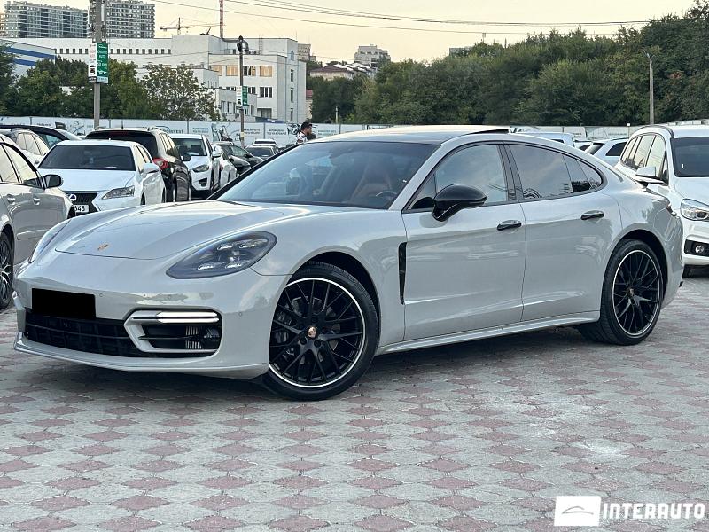 Porsche Panamera 4 Porsche Panamera 4