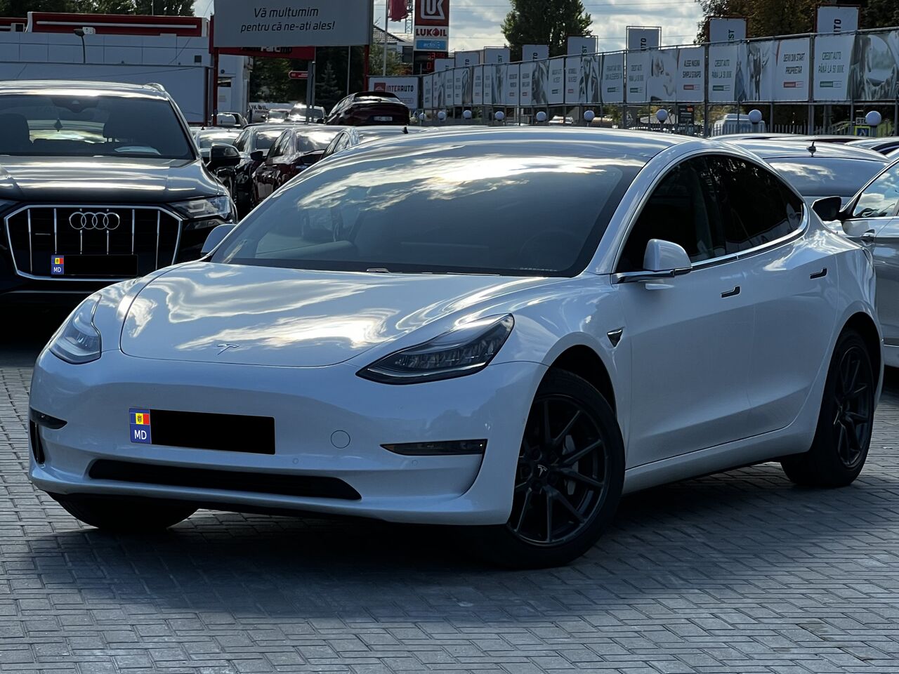 Tesla Model 3 Tesla Model 3